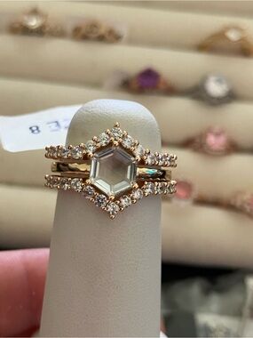 NWT OG Charmed Aroma Bee my Honey Ring